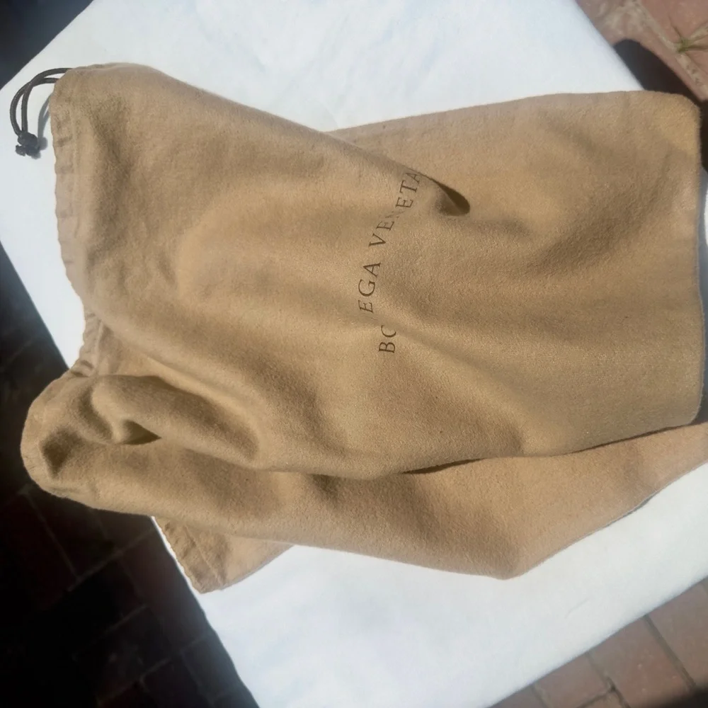 Bottega Veneta authentic bottega